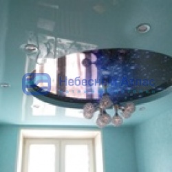 Двухуровневый натяжной потолок с фотопечтью "звездное небо"